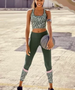 Bench. Crop-Top bauchfreies Crop-Top -Günstiges Bench Geschäft 7f77d867 2ab2 5374 85bf f36d37536136