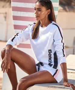 Bench. Sweater kurze Form mit Kontraststreifen Weiß, Schwarz, Rauchrosa -Günstiges Bench Geschäft 8149a440 c14b 52d5 8185 77967accf96a