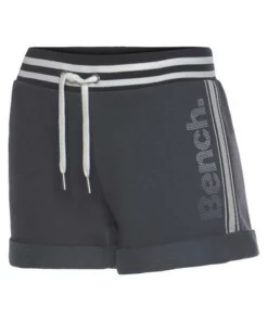 Bench. Sweatshorts mit Logodruck in Metalloptik Creme, Stein -Günstiges Bench Geschäft 87d26251 7117 57e7 a1e2 0bcc1e5f6ee3