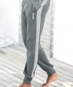 Bench. Sweathose mit Seitenstreifen und schmalem Bein Nude-weiß, Schwarz-weiß, Stone-weiß 16 Bench. Sweathose mit Seitenstreifen und schmalem Bein Nude-weiß, Schwarz-weiß, Stone-weiß -Günstiges Bench Geschäft 899c2a9a ffde 5540 8256 2615687ffd7c