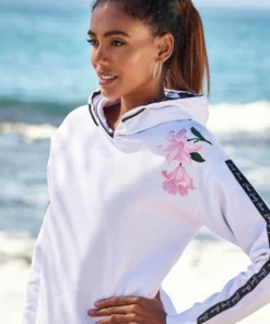 Bench. Hoodie mit bedrucktem Tape und Blumenprint Weiß, Schwarz, Rauchrosa -Günstiges Bench Geschäft 8ddfd469 4684 5ad2 bb9d 54b7e9040d87