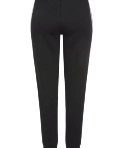 Bench. Relaxhose mit bedruckten Bändern und seitlichen Streifen Rauchrosa, White, Schwarz 18 Bench. Relaxhose mit bedruckten Bändern und seitlichen Streifen Rauchrosa, White, Schwarz -Günstiges Bench Geschäft 9247efdd d44b 5806 b5c0 335ebf41bf03