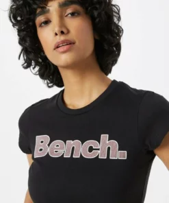 Bench. T-Shirt »LEORA« (1-tlg) 16 Bench. T-Shirt »LEORA« (1-tlg) -Günstiges Bench Geschäft 92b573e8 902a 5094 9aee 2604f58b4049