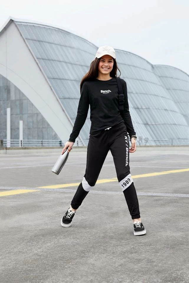 Bench. Sweathose mit Einsätzen und Logodruck 6 Bench. Sweathose mit Einsätzen und Logodruck – Bild 4