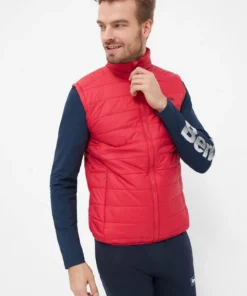 Bench. Steppweste »Bullard« Tierfreie Produktion, leichtes Material, Logoprint Schwarz, Navy, Charcoal, Red -Günstiges Bench Geschäft 9734c2fd 40c2 5fcf 957e 3731c9c87090