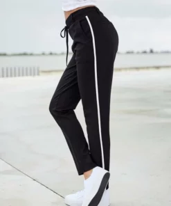 Bench. Jogger Pants mit sportlichen Seitenstreifen Schwarz, Mint, Altrosa -Günstiges Bench Geschäft 9aaf94eb b1cb 5ca2 9dfd 5b81e1befaab