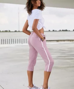 Bench. Caprihose mit seitlichen Streifen Mint, Altrosa, Schwarz -Günstiges Bench Geschäft 9dde3f0c c721 532c a553 6fea6e61fe37