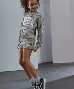 Bench. Sweatshirt mit schönem Batikmuster -Günstiges Bench Geschäft a41677cb 6ebc 5548 b046 20020e63628a