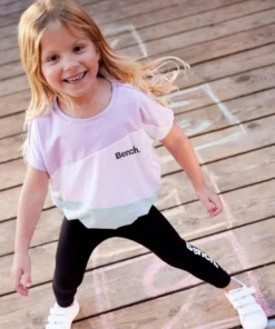 Bench. T-Shirt -Günstiges Bench Geschäft a66d5334 96dc 517a b9cf cb44c617b1ea