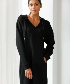 Bench. Sweatkleid aus Piqué mit 3D-Logoschriftzug Black, Ecru, Old rose -Günstiges Bench Geschäft aa83f7de 63f4 56be abc0 2ca78f841ad2