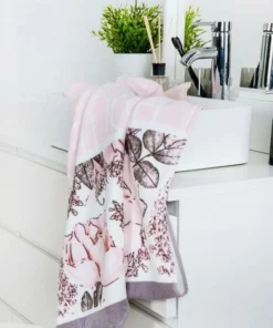 Bench. Strandtuch »Bench« (1-St), mit dekorativem "Bench" Schriftzug 8 Bench. Strandtuch »Bench« (1-St), mit dekorativem "Bench" Schriftzug -Günstiges Bench Geschäft ab9f5900 eb66 5881 95c0 557440665893