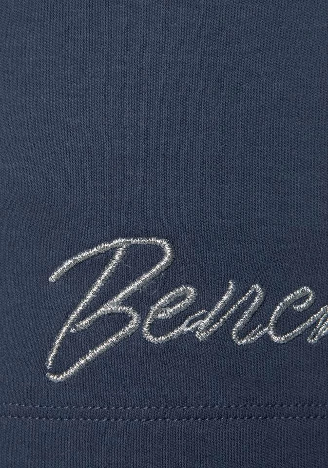 Bench. Sweatshorts mit glänzender Logostickerei Marine, Mint, Beere 8 Bench. Sweatshorts mit glänzender Logostickerei Marine, Mint, Beere – Bild 6