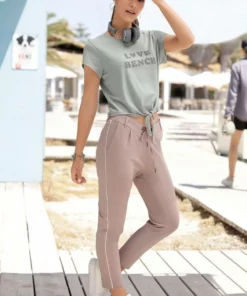 Bench. Sweathose mit seitlichem Kontraststreifen -Günstiges Bench Geschäft b5734c6c 90cb 5943 9b6f 458c6daf6ce3