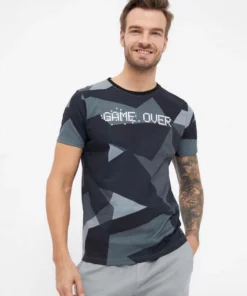 Bench. Kurzarmshirt »Clan« 16 Bench. Kurzarmshirt »Clan« -Günstiges Bench Geschäft b81c6f93 d7b0 581d b550 4b53f3071d0b