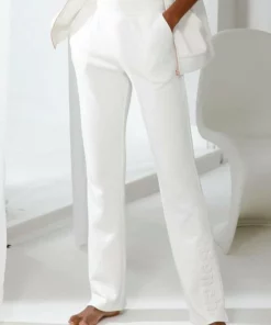 Bench. Relaxhose aus Piqué mit 3D-Logoschriftzug Black, Ecru, Old rose 17 Bench. Relaxhose aus Piqué mit 3D-Logoschriftzug Black, Ecru, Old rose -Günstiges Bench Geschäft b983678e aefa 5de6 98e0 0f9448728e40