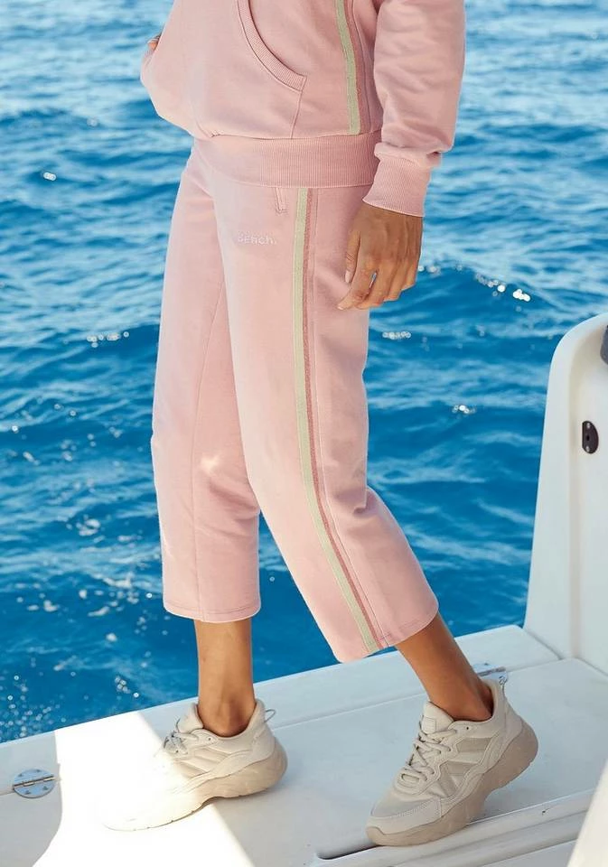 Bench. Relax-Caprihose mit Glitzerstreifen Beige-melange, Schwarz, Rosé 11 Bench. Relax-Caprihose mit Glitzerstreifen Beige-melange, Schwarz, Rosé – Bild 9