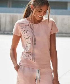 Bench. Relaxshorts mit dezentem Logoprint Grau, Altrosa, Schwarz -Günstiges Bench Geschäft c770eb09 e16c 5794 b1e7 e396a5522fcc