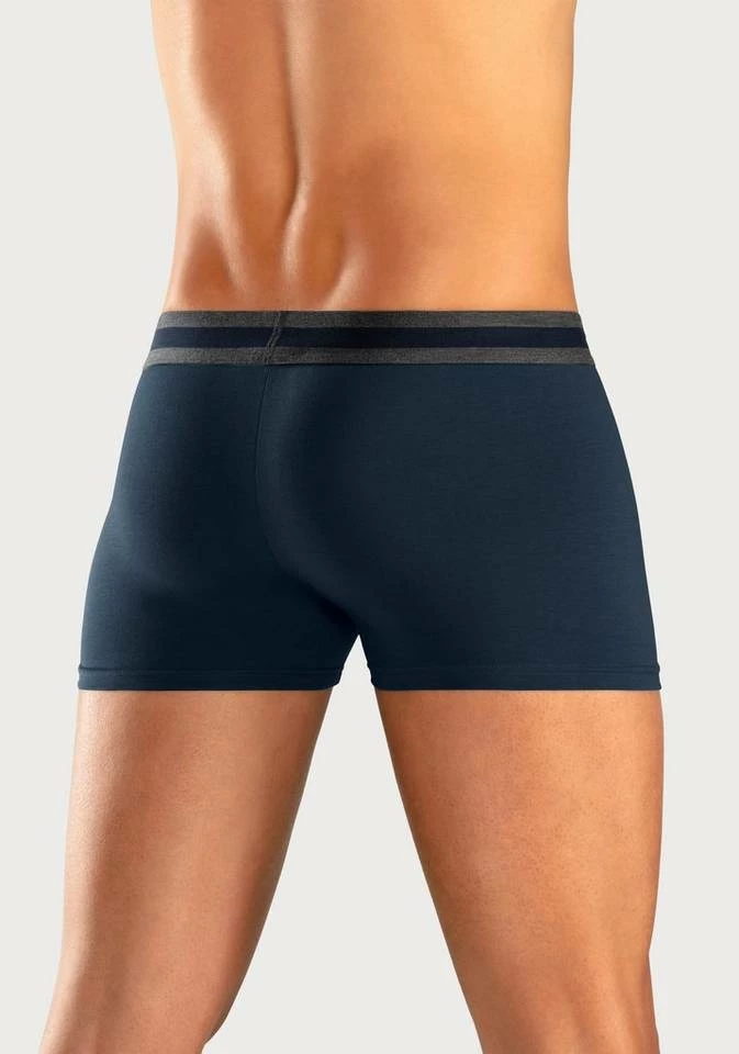 Bench. Boxer (4 Stück) mit Overlock-Nähten vorn Schwarz-anthrazit-meliert, Rot | grau-meliert | navy | schwarz, Blau | bordeaux | anthrazit | petrol, Navy-blau | navy-grau-meliert | navy-rot | navy-weiß 11 Bench. Boxer (4 Stück) mit Overlock-Nähten vorn Schwarz-anthrazit-meliert, Rot | grau-meliert | navy | schwarz, Blau | bordeaux | anthrazit | petrol, Navy-blau | navy-grau-meliert | navy-rot | navy-weiß – Bild 9