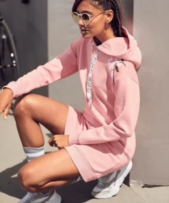 Bench. Sweatkleid mit Blumenprint auf der Schulter Schwarz, Weiß, Rauchrosa -Günstiges Bench Geschäft c9fb9da9 600c 55bc 8415 95ce83c15041