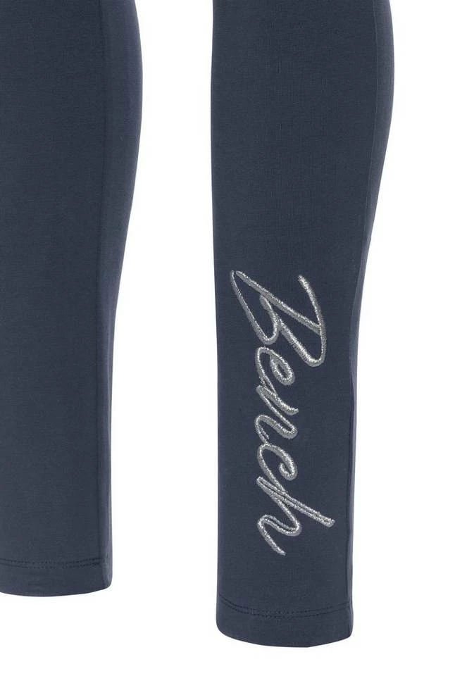 Bench. Leggings mit glitzernder Logostickerei auf dem Bein Marine, Beere 8 Bench. Leggings mit glitzernder Logostickerei auf dem Bein Marine, Beere – Bild 6