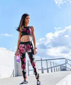 Bench. Leggings mit großem Blumenmuster -Günstiges Bench Geschäft d55c1d77 5629 5918 a3a2 c5af77018f23