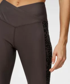 Bench. Leggings mit Leodruck und Mesh-Einsatz Schwarz-leo, White-leo -Günstiges Bench Geschäft d7843498 b19e 562a b393 51b54fcd7498