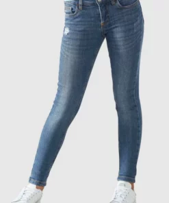 Bench. Stretch-Jeans mit dezenten Abriebeffekten in Super Skinny -Günstiges Bench Geschäft d856f7e4 6369 571e bcfd e919a2a43c11
