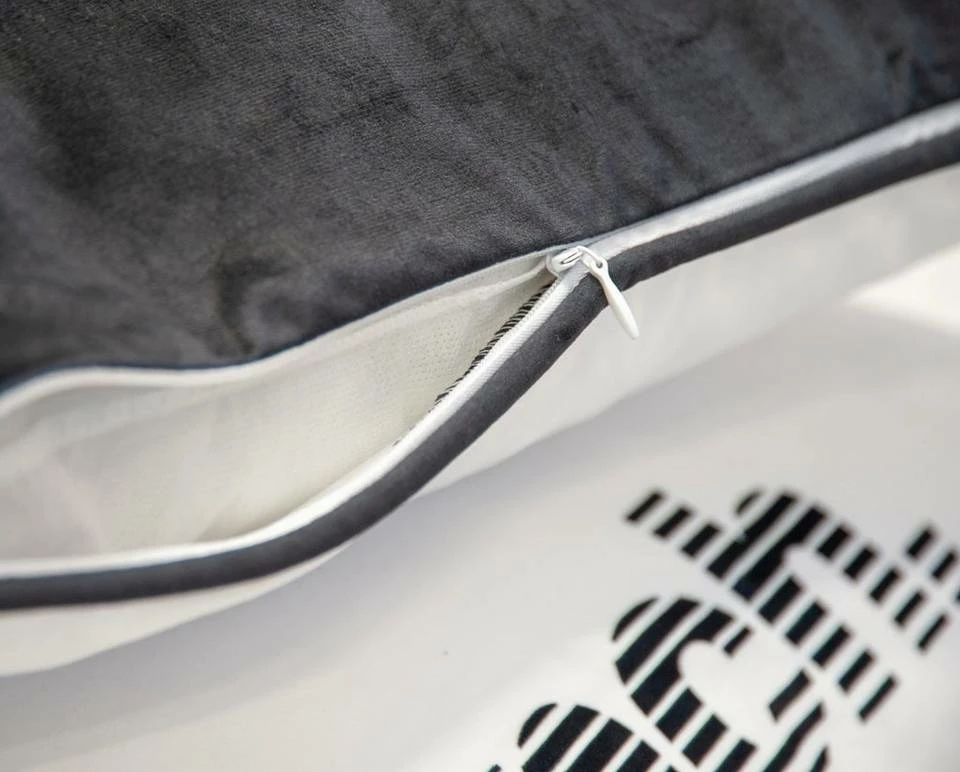 Bench. Dekokissen »Bench«, Kissenhülle mit Wendemotiv und Rundum-Paspel 6 Bench. Dekokissen »Bench«, Kissenhülle mit Wendemotiv und Rundum-Paspel – Bild 5