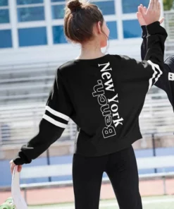 Bench. Fledermausshirt mit großem Print und Fledermausärmeln -Günstiges Bench Geschäft dcc7215d 2b81 5662 b0af 7bb5b3f9fb9f