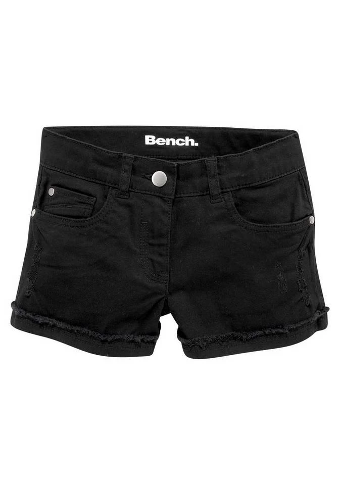 Bench. Shorts mit dezenten Abriebeffekten 3 Bench. Shorts mit dezenten Abriebeffekten