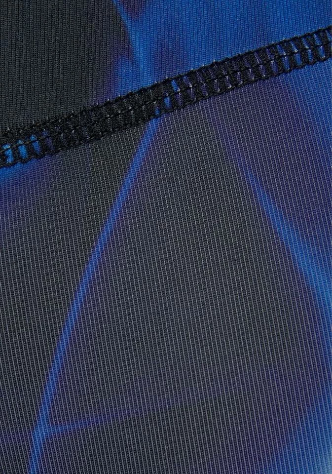 Bench. Funktionsshorts mit breitem Bündchen 9 Bench. Funktionsshorts mit breitem Bündchen – Bild 7