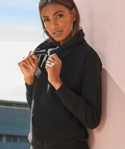 Bench. Sweater mit Stehkragen und Logodruck Schwarz, Altrosa, Grau 22 Bench. Sweater mit Stehkragen und Logodruck Schwarz, Altrosa, Grau -Günstiges Bench Geschäft e957a1a0 c653 5019 b32b 8adf5d450385