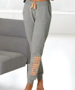 Bench. Sweathose »Contrast« mit kontrastfarbenem Logoprint Navy-pink, Schwarz-weiß, Grau-meliert-pfirsich 20 Bench. Sweathose »Contrast« mit kontrastfarbenem Logoprint Navy-pink, Schwarz-weiß, Grau-meliert-pfirsich -Günstiges Bench Geschäft ea6c085e de54 5779 bbc6 5f25d9170640