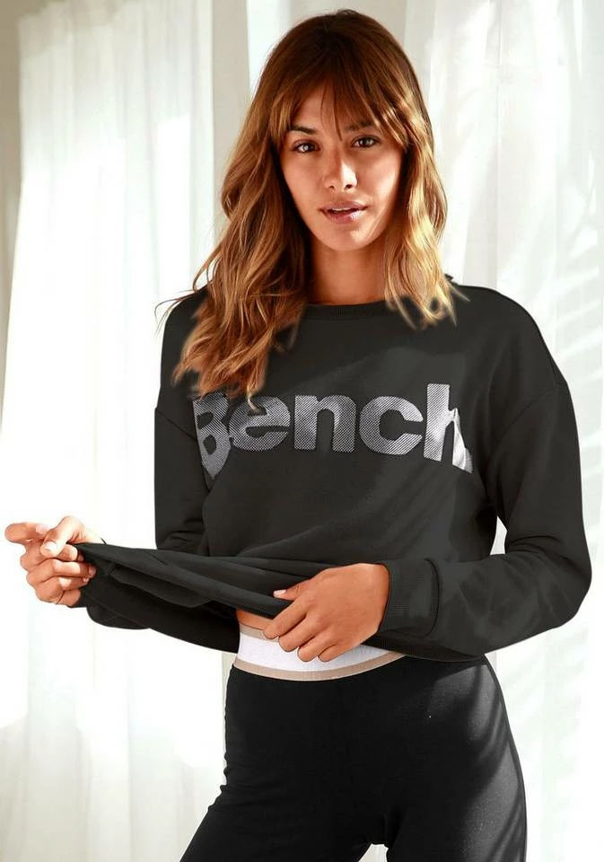 Bench. Sweatshirt mit Labeldruck Camelfarben-schwarz, Schwarz-taupe 9 Bench. Sweatshirt mit Labeldruck Camelfarben-schwarz, Schwarz-taupe – Bild 7