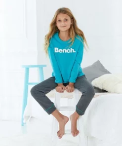 Bench. Pyjama mit Logodruck -Günstiges Bench Geschäft f46f3407 b7fb 5e8b 8f29 000892c23a08