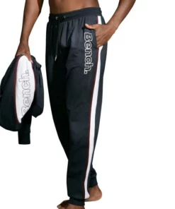 Bench. Relaxhose mit aufgesetzten Streifen an der Seite und Logodruck -Günstiges Bench Geschäft f53cf654 6475 52cb 9f1a ad3e84eb77ac