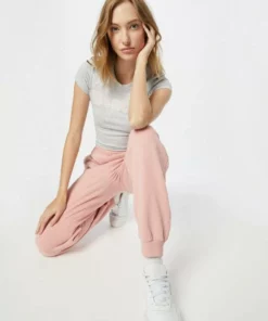 Bench. T-Shirt (1-tlg) -Günstiges Bench Geschäft f6e48a45 c36f 5a48 a12a 95a464d9001f