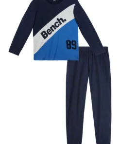 Bench. Pyjama mit aufwendig bedrucktem Oberteil -Günstiges Bench Geschäft f791828c 489e 5b94 b8a5 4500bc6cc032